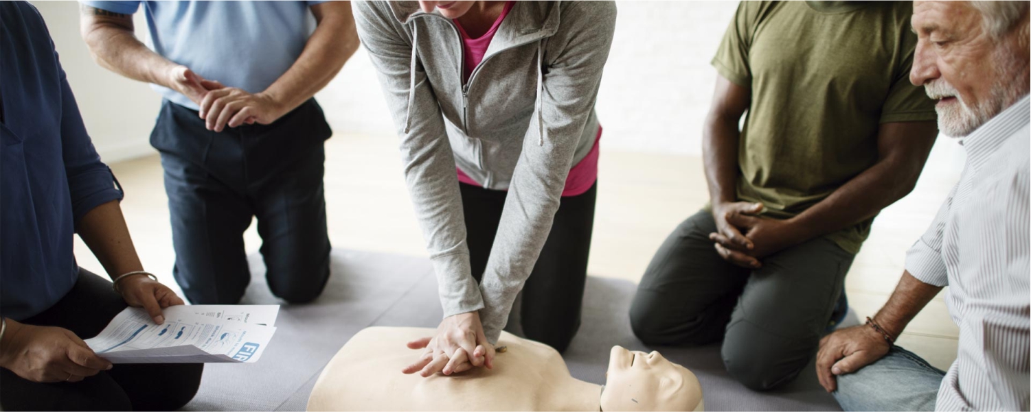 Capacitación en primeros auxilios: fundamental para un entorno laboral seguro