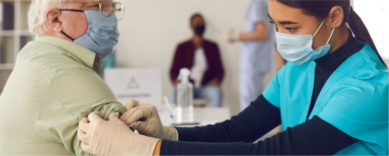 Importancia de la vacunación en adultos mayores